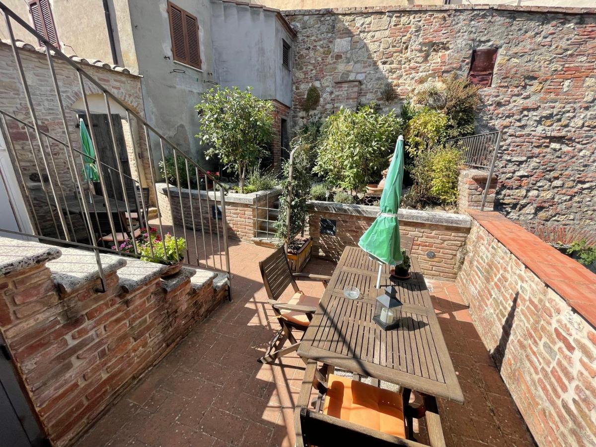 Hotel La Dimora Nel Corso Montepulciano Zewnętrze zdjęcie
